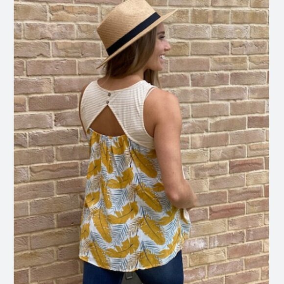 Doe & Rae Stripe Floral Cut Out Back Tank Yellow & Gold Size Small - Picture 1 of 6